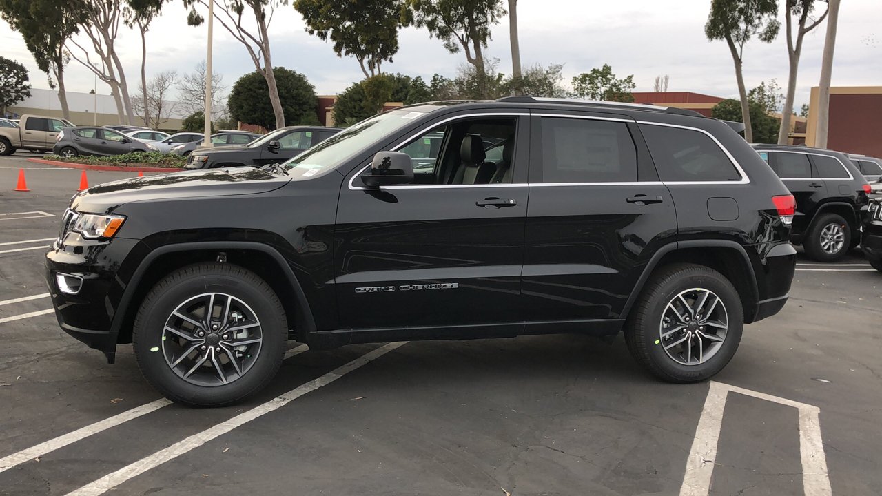 New 2019 JEEP Grand Cherokee Laredo E Sport Utility in Costa Mesa # ...