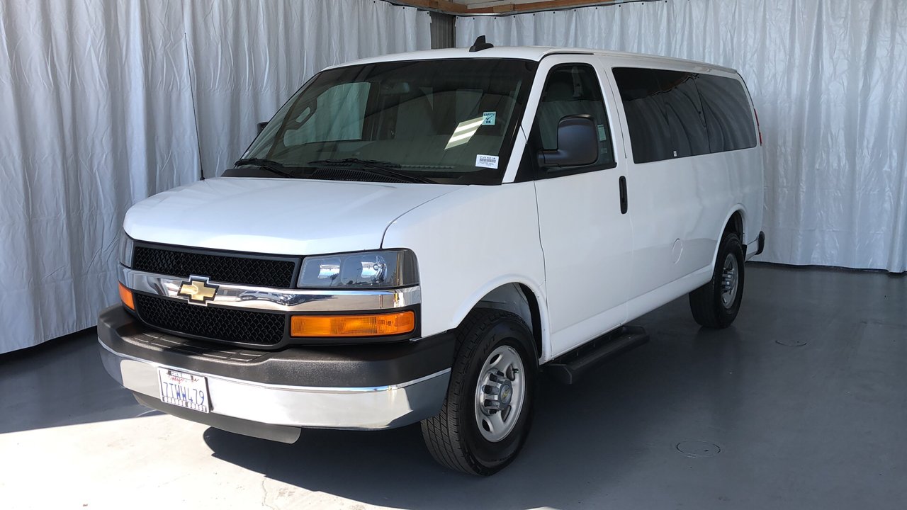 Pre-Owned 2016 Chevrolet Express Passenger LT Full-size Passenger Van ...